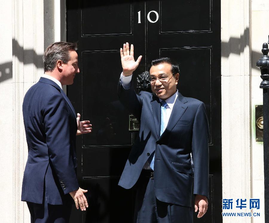 6月17日,，中國國務院總理李克強在倫敦唐寧街10號首相府同英國首相卡梅倫舉行中英總理年度會晤,。新華社記者 龐興雷 攝